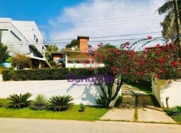 Casa · 430m² · 5 Quartos · 3 Vagas · Casa para LOCAÇÃO no condomínio Capital Ville, localizada na cidade de Cajamar/SP.