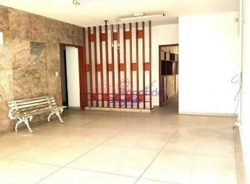 Casa · 382m² · 4 Quartos · 3 Vagas · Casa comercial para LOCAÇÃO localizado no bairro CENTRO em Jundiaí/SP.