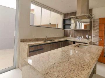 Casa · 272m² · 2 Quartos · 3 Vagas · Casa com 2 dormitórios à venda, 272 m² por R$ 850.000,00 - Santo Antônio - Jundiaí/SP