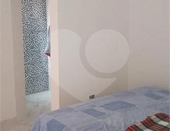 Casa · 250m² · 4 Quartos · 2 Vagas · Casa com 4 quartos à venda em Terceira divisão de interlagos - SP