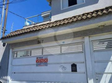 Casa · 260m² · 3 Quartos · 4 Vagas · Sobrado com 3 quartos à venda em Vila nivi - SP