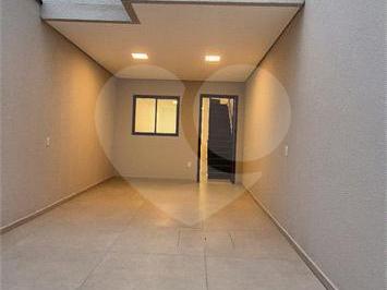 Casa · 110m² · 2 Quartos · 2 Vagas · Sobrado com 2 quartos à venda em Vila paiva - SP
