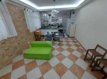 Casa · 156m² · 6 Quartos · 2 Vagas · Sobrado com 6 quartos à venda em Quarta parada - SP