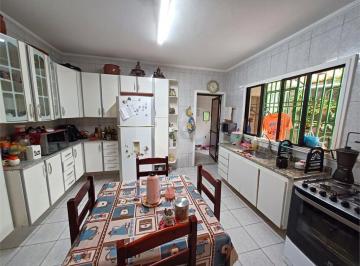 Casa · 318m² · 4 Quartos · 6 Vagas · Sobrado com 4 quartos à venda em Sumaré - SP