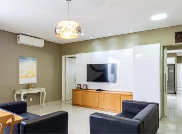 Casa · 320m² · 4 Quartos · 4 Vagas · Sobrado com 4 quartos à venda em Brás - SP