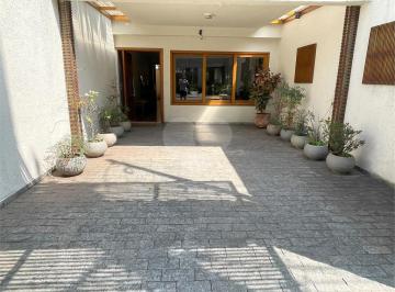 Casa · 200m² · 3 Quartos · 1 Vaga · Casa com 3 quartos à venda em Santo amaro - SP
