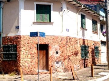 Casa · 136m² · 3 Quartos · 1 Vaga · Sobrado com 3 quartos à venda em Vila bertioga - SP