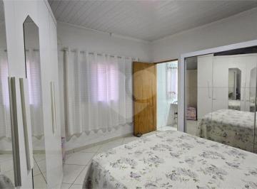 Casa de 2 quartos, São Paulo · Casa com 2 quartos à venda em Vila pereira cerca - SP