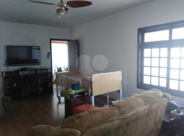 Casa · 225m² · 2 Quartos · 8 Vagas · Casa térrea com 2 quartos à venda em Vila maria eugenia - SP