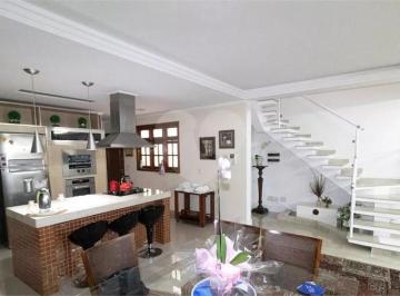 Casa · 240m² · 2 Quartos · 2 Vagas · Sobrado com 2 quartos à venda em Santana - SP