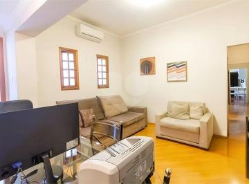 Casa · 214m² · 3 Quartos · 2 Vagas · Casa com 3 quartos à venda em Perdizes - SP