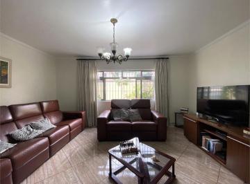 Casa · 236m² · 3 Quartos · 4 Vagas · Sobrado com 3 quartos à venda em Vila nivi - SP