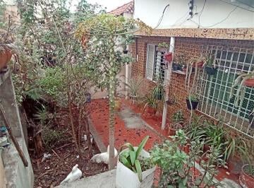 Casa · 250m² · 2 Quartos · 1 Vaga · Casa térrea com 2 quartos à venda em Vila graziela - SP