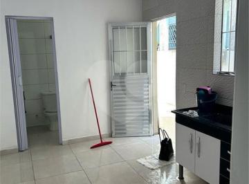 Casa · 250m² · 2 Quartos · Casa com 2 quartos à venda em Vila isolina mazzei - SP