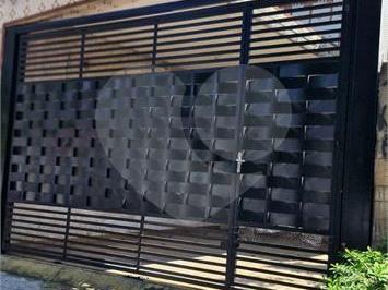 Casa · 175m² · 3 Quartos · 2 Vagas · Sobrado com 3 quartos à venda em Jardim guanca - SP