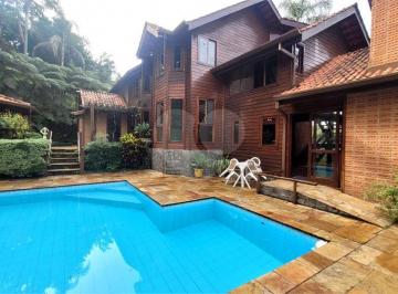 Casa · 220m² · 3 Quartos · 2 Vagas · Condomínio com 3 quartos à venda em Cumbari - SP