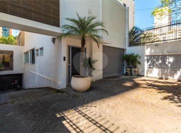 Comercial · 600m² · Prédio inteiro à venda em Indianópolis - SP