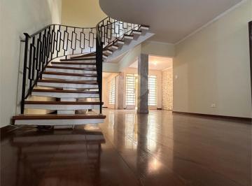 Casa · 198m² · 3 Quartos · 3 Vagas · Sobrado com 3 quartos à venda em Vila olímpia - SP