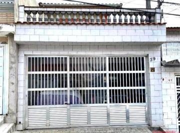 Casa · 230m² · 3 Quartos · 2 Vagas · Sobrado com 3 quartos à venda em Vila nova - SP