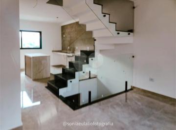 Casa de 3 quartos, São Paulo · Sobrado com 3 quartos à venda em Jardim paraíso - SP