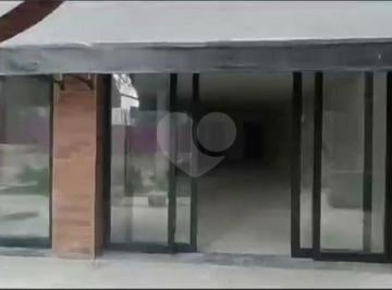 Comercial · 130m² · Loja à venda em Vila firmiano pinto - SP