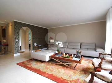Apartamento · 184m² · 3 Quartos · 1 Vaga · Apartamento com 3 quartos à venda em Moema - SP