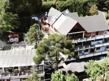 Casa · 1500m² · 15 Quartos · 30 Vagas · Casa com 15 quartos à venda em Vila inglesa - SP