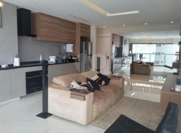 Apartamento · 69m² · 2 Quartos · 3 Vagas · Apartamento com 2 quartos à venda em Vila romana - SP
