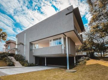 Casa de 4 quartos, Santana de Parnaíba · Casa alto padrão à venda no condomínio Tamboré 10 em Santana do Parnaíba - SP