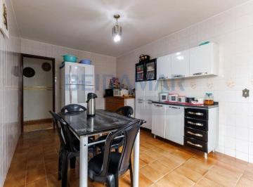 Casa · 175m² · 3 Quartos · 4 Vagas · Casa à venda em Ceilândia Sul – 2 residências no mesmo lote, 3 quartos na frente + 2 quartos nos fun