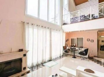 Casa · 600m² · 5 Quartos · 6 Vagas · Mansão de Alto Padrão - 600m2 com 5 Dormitórios, Piscina e Área Gourmet Completa - Parque dos Pássar