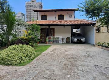 Casa · 200m² · 5 Quartos · 5 Vagas · Sobrado com Edicula perto da praia no Boqueirão em Praia Grande