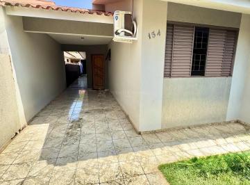 Casa · 180m² · 3 Quartos · 2 Vagas · Casa geminada em uma excelente localização, próximo ao centro!