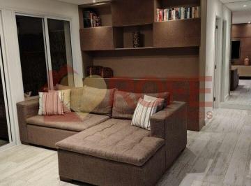 Sala · Apartamento 92m², 2 dorm, 2 suítes, 2 vagas. *Viva com conforto, elegância e praticidade*