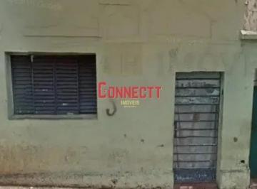 11761743174719.jpg · Imóvel com 2 casas em excelente localização no Centro de Ribeirão Preto, com 84,10 m² de terreno.