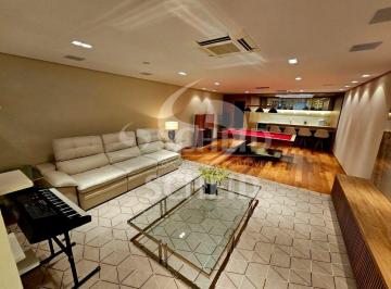 Casa · 281m² · 2 Quartos · 2 Vagas · Sobrado de cinema, com 281m2 em 3 pavimentos com 2 Suites e 2 vagas, na Vila Anhanguera