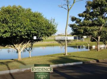 Terreno · 884m² · Terreno de Esquina Totalmente Plano com 880 m² em Condomínio Alto Padrão