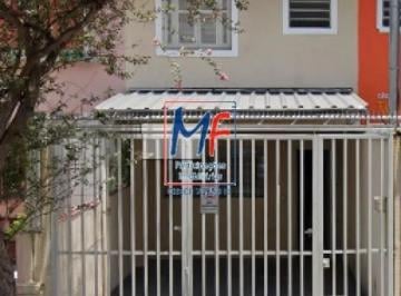 Casa · 136m² · 2 Quartos · Excelente Casa (Sobrado) localizado em Campo Belo, com 136m² a.c., piso superior com 2 salas e 1 ban