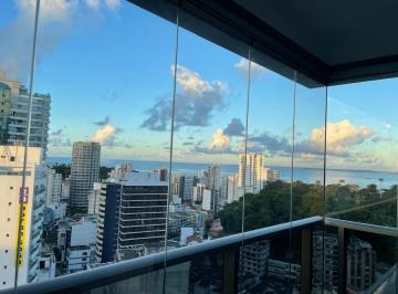 Varanda · Graça- Apartamento 2/4  (02 suítes ) com 86m2 - Vista mar