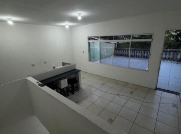 Casa · 220m² · 4 Quartos · 2 Vagas · Apartamento à venda em Jardim Teles de Menezes com 220 m², 4 quartos, 2 vagas