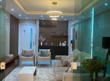 Casa · 258m² · 3 Quartos · 5 Vagas · CASA A VENDA COM PISCINA | 3 Quartos, 3 Suítes | 5 Vagas, Garagem Subterrânea