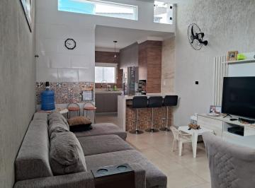 Casa · 200m² · 3 Quartos · 1 Vaga · Apartamento à venda em Vila das Valsas com 200 m², 3 quartos, 1 vaga