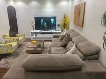 Casa · 300m² · 3 Quartos · 13 Vagas · Casa Térrea com Terreno Amplo no Centro de Guarulhos