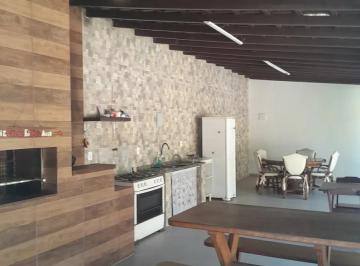 Casa de 3 quartos, São Sebastião · CASA NO LITORAL NORTE