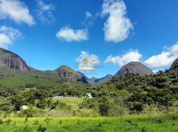 202510311452053638.jpeg · Sítio para Venda em Teresópolis, Santa Rita, 3 dormitórios, 1 suíte, 2 banheiros, 3 vagas