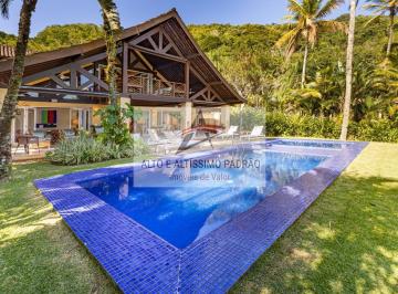 Casa · 471m² · 7 Quartos · 4 Vagas · Casa Pé na Areia no Canto da Baleia com 7 Suítes e Piscina Privativa