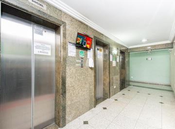 ECYU8HZ0FZJonLrzAWOM52xUhHLZV7j4aSFGYjSu.jpg · Sala Comercial com 1 vaga no Centro