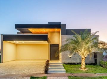 Casa · 220m² · 3 Quartos · 2 Vagas · Casa - Condomínio Villa de Leon - Três Lagoas / MS