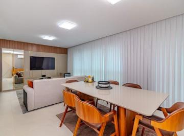 Apartamento · 143m² · 4 Quartos · 3 Vagas · Apartamento à venda no Centro de Balneário Camboriú