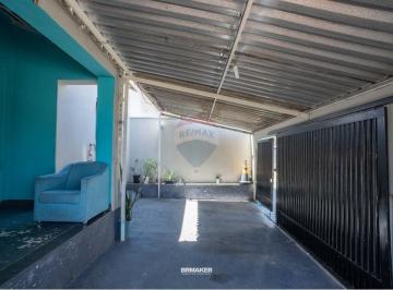 Casa · 129m² · 2 Quartos · 2 Vagas · Casa 2 Dormitorios, 255m² em Valinhos - S.P.